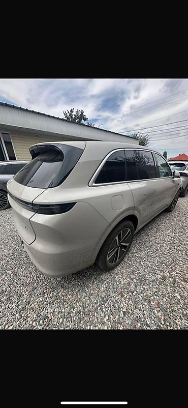 Lixiang: Lixiang L6: 2024 г. — 6