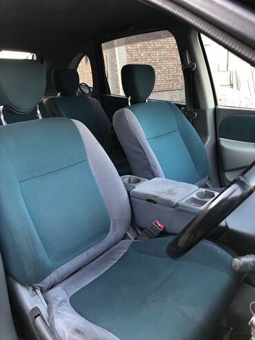 Nissan: Nissan Tino: 1999 г., 2 л, Вариатор, Бензин, Хэтчбэк — 9