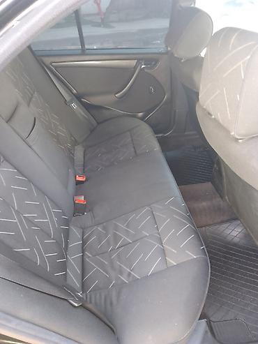 karting maşınları: Mercedes-Benz 240: 2.4 l | 1998 il Sedan — 2