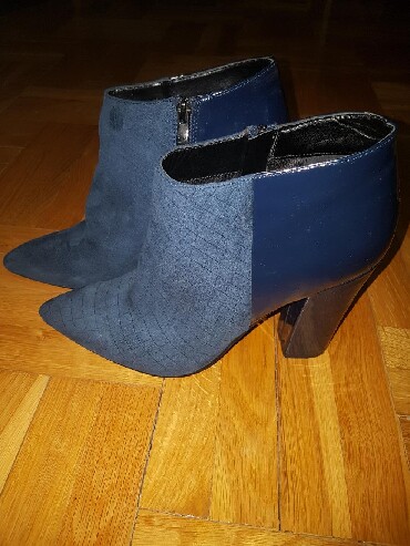 ženske čizme planika: Ankle boots, Bata, 41