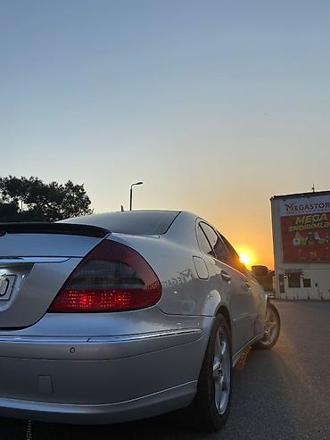 mercedes e220 cdi: Mercedes-Benz E 220: 2.2 l | 2007 il Sedan — 10