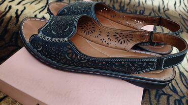 обувь для борьбы: Босоножки натуральная кожа 100% производство Турция 39 р. мало