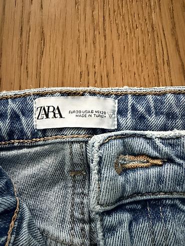 levis cena: ZARA ženske farmerke, uze. 38vel — 1