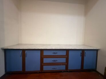 кухонный шкаф напольный: Срочно продается! Нужно освободить дом!