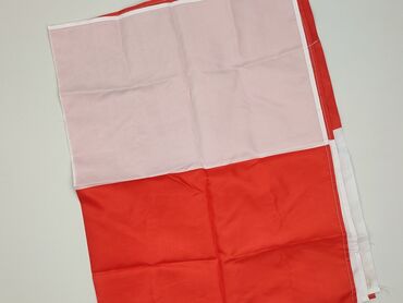 Flaga Polski, używana, ale w bardzo dobrym stanie. Wykonana z