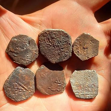 Монеты: 23 ədəd biryerdə Azərbaycanın Atabəyləri Hicri 1136-1225 Hardasa — 3