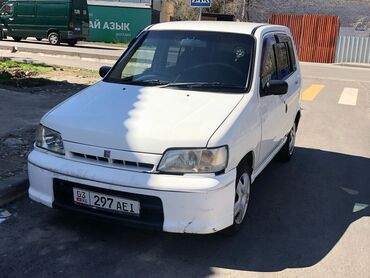 салон краун: Nissan Cube: 1999 г., 1.3 л, Автомат, Бензин, Универсал