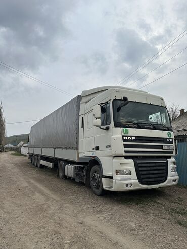 грузовые тягачи: Тягач, DAF, 2009 г., Тентованный