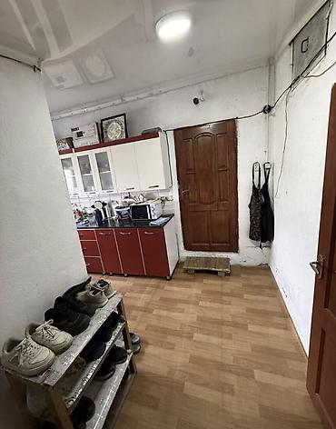 отель бишкеке: 3 комнаты, 80 м², 7 соток, Кызыл-Туу, Собственник — 5
