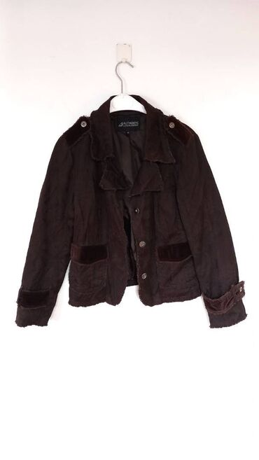 Ostale jakne, kaputi, prsluci: AUTHENTHIC clothing company jakna • Suptilna cvetna šara • Veličina