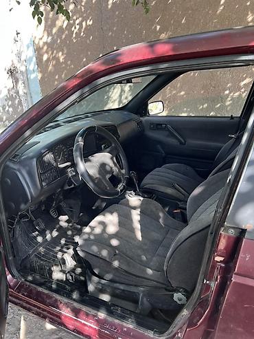 ру: Volkswagen Passat Variant: 1991 г., 1.8 л, Механика, Газ, Универсал — 6