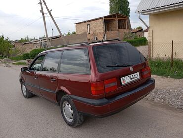 состоянии хорошое: Volkswagen Passat: 1994 г., 1.8 л, Механика, Бензин, Универсал