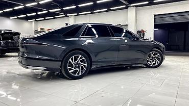 byd e9 1: Hyundai Grandeur: 2023 г., 1.6 л, Автомат, Гибрид, Седан — 5