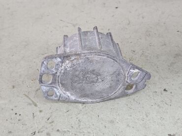 Подушки мотора: Подушка мотора Alfa Romeo 2003 г., Б/у, Оригинал, Германия — 4