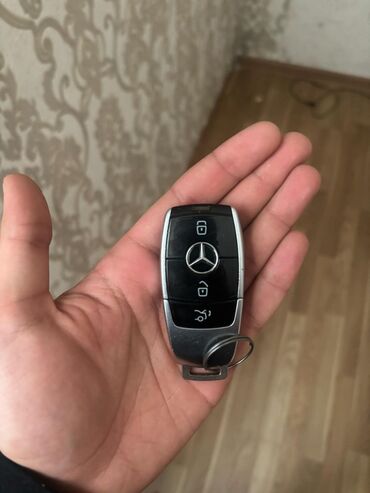 pes 2017: Mercedes-Benz W213, 2017 il, Orijinal, Almaniya, İşlənmiş