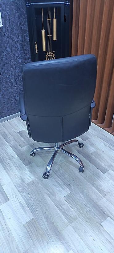 taxt dosəyi: Erqonomik ofis kreslosu - Rəng: qara - Material: oturacaq və bel — 4