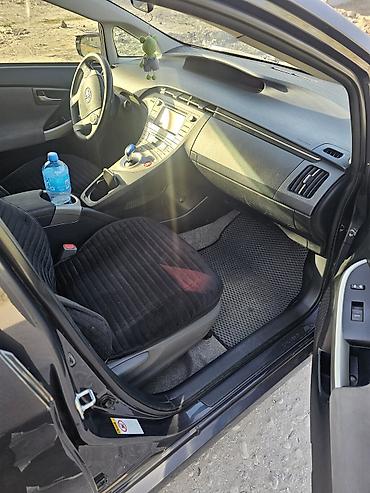 ош жапалак: Toyota Prius: 2015 г., 1.8 л, Автомат, Гибрид, Хетчбек — 6