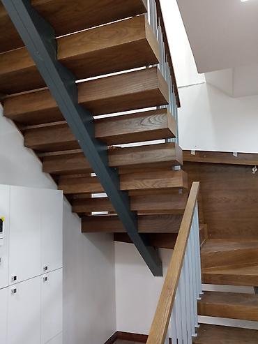 Деревянные лестницы: Лестницы, лофт лестницы. лестницы под ключ, любой сложности ! большой at lalafo.kg — 7 Деревянные лестницы: Лестницы, лофт лестницы. лестницы под ключ, любой сложности ! большой — 7