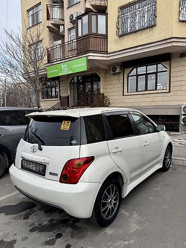 на тайоту: Toyota Ist: 2002 г., 1.5 л, Автомат, Бензин, Хэтчбэк — 3