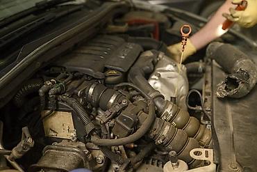 Профессиональный ремонт и обслуживание автомобилей Услуги: -