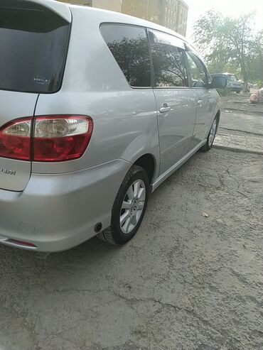 тойота марк 2 универсал: Toyota Ipsum серебристого цвета, правый руль, кузовный тип —