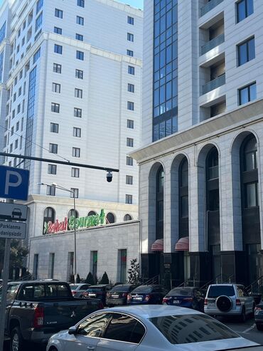 Digər kommersiya daşınmaz əmlakı: Sahibi tərəfindən icarəyə verilir: Səbayıl rayonu,Bayıl qəsəbəsi — 12