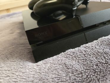 el konsolu: PlayStation 4 Fat model Hec bir problemi yoxdu işlək vəziyyətdə 0 dan