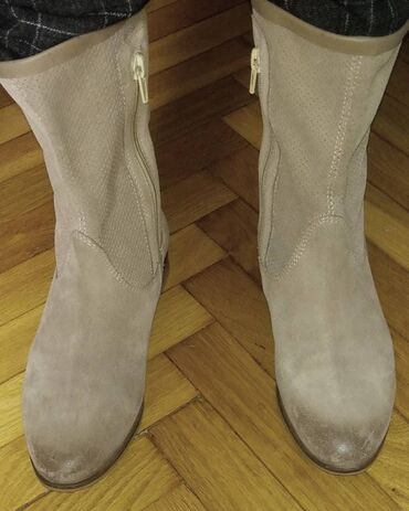 Ostala ženska obuća: Letnje italijanske kožne čizme kao nove 37 Italijanske čizme — 7