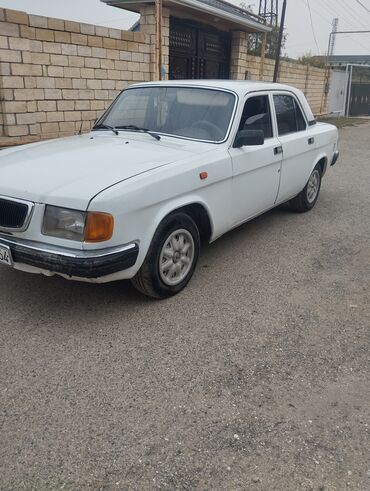 QAZ: QAZ 3110 Volga: 2.4 l | 1999 il 25800 km Sedan — 3