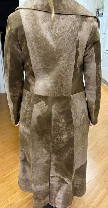 Plaşlar: Qadın üçün süet trençkot - Material: yumşaq süet (nubuk effektli) — 10