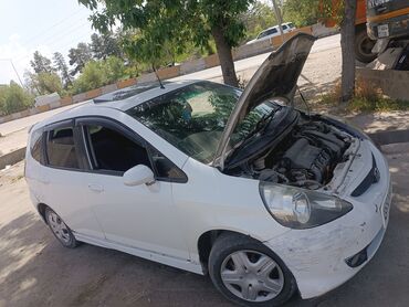 Honda: Honda Fit: 2002 г., 1.3 л, Вариатор, Бензин, Хэтчбэк