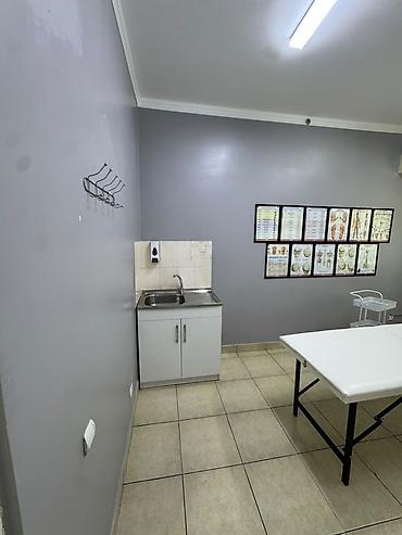 офис аренды: Кабинет Для косметолога, В частном доме, 13 м², Долгосрочно, С оборудованием — 5