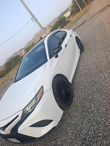 машины по дешевке: Toyota Camry: 2019 г., 2.5 л, Автомат, Бензин, Седан — 6