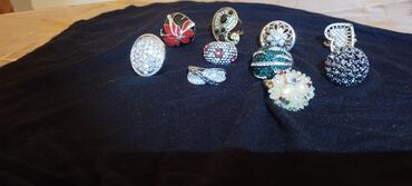 Üzüklər: Böyük həcmli qadın üzük kolleksiyası - Ümumi sayı: 12 ədəd - — 8