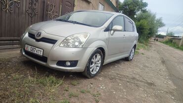Транспорт: Toyota Corolla Verso: 2008 г., 2.2 л, Механика, Дизель