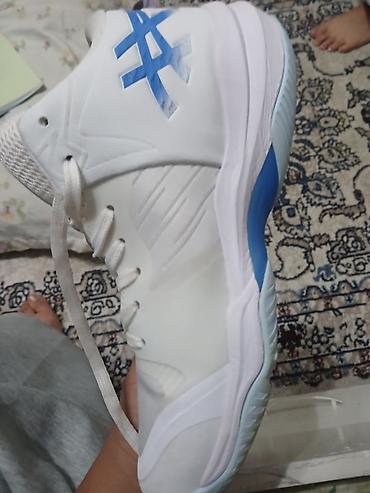 кышкы бут кийим: Эркектердин кроссовкасы, 42.5, Asics, Жаңы, түсү - Ак — 5