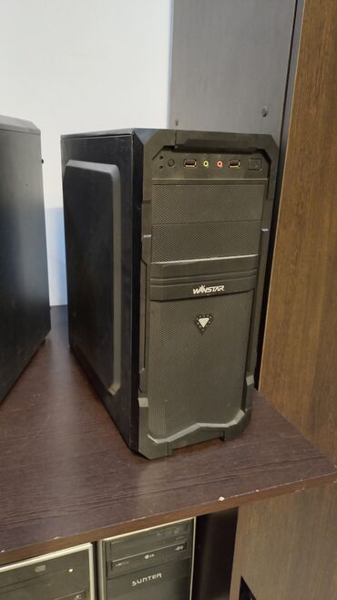 мониторы silver black: Компьютер, ядер - 4, ОЗУ 8 ГБ, Для работы, учебы, Б/у, Intel Xeon, SSD