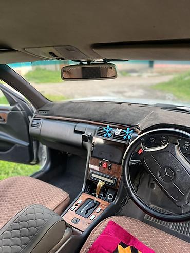 Продажа авто: Mercedes-Benz E-Class: 1996 г., 2.3 л, Автомат, Бензин, Седан — 4