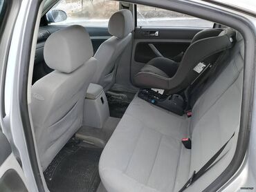 Volkswagen: Volkswagen Passat: 1.6 l. | 2004 έ. Λιμουζίνα — 6