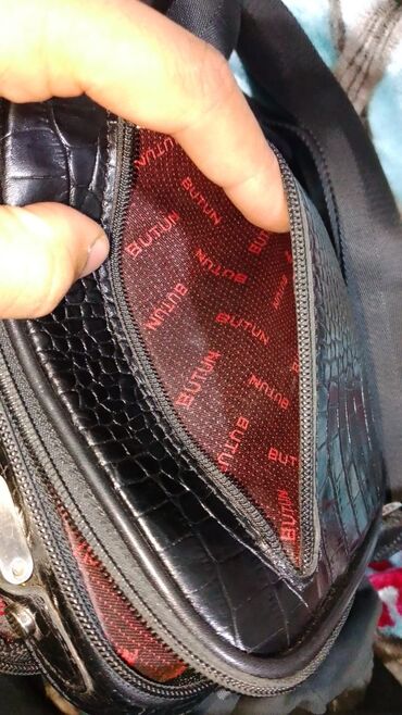 Визитницы: Мужская сумка через плечо BUTUN, черная, фактура под крокодила — 15