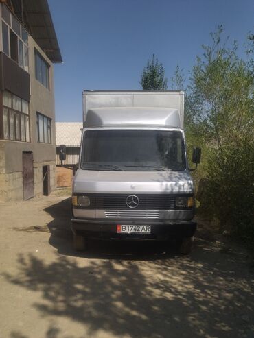 Грузовой транспорт: Легкий грузовик, Mercedes-Benz, Стандарт