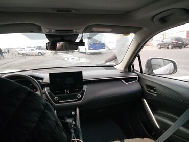 Toyota: Toyota hibrid sedan – geniş və texnoloji salon - Hibrid sistemli — 1