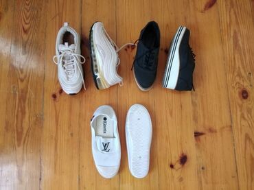 Кроссовки и спортивная обувь: Nike, Размер: 35, Б/у