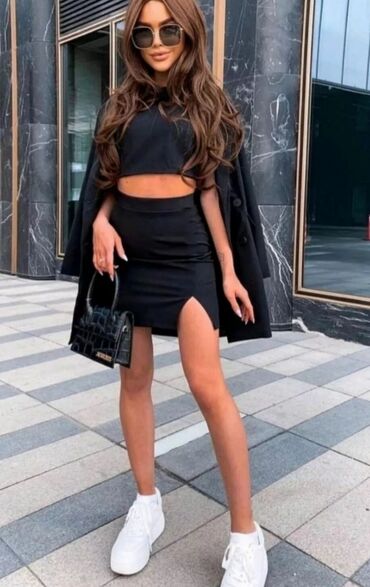 Suknje: S (EU 36), Mini — 23