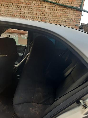 Другие детали кузова: Разбор Mercedes-Benz E-Class W210 (седан, дорестайлинг, серебристый — 5