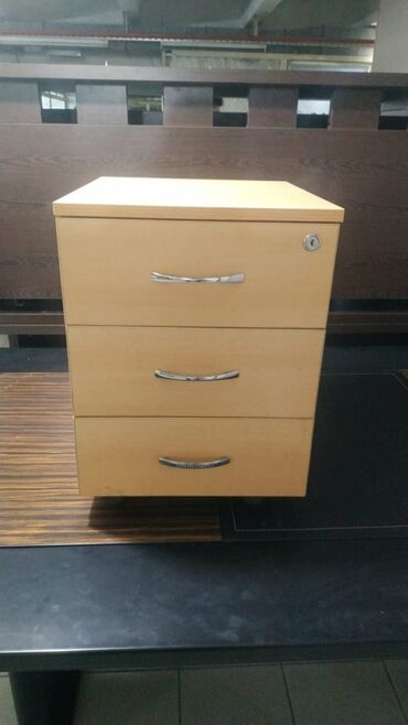 Masa və oturacaq dəstləri: Mətbəx üçün, Yeni, Açılan, Dördbucaq masa — 14