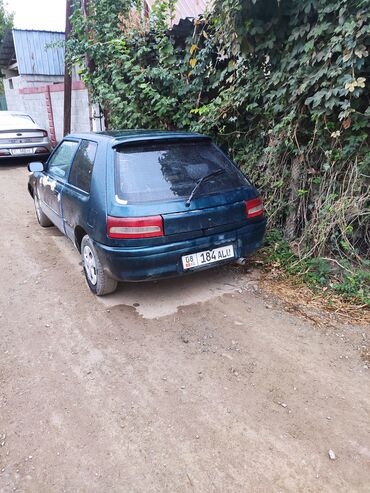 купить маленькую машину недорого: Mazda 323: 1993 г., 1.6 л, Механика, Бензин, Хэтчбэк