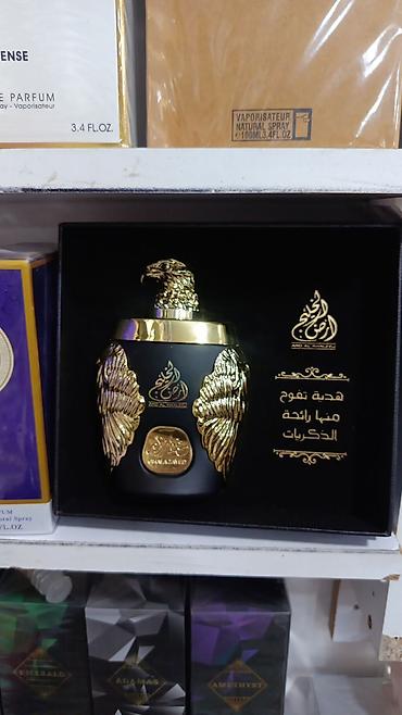 parfum vitrine: Məhsul: Ətirlər və ətir dəstləri geniş seçimi Təsvir: - Şüşələnmiş — 4