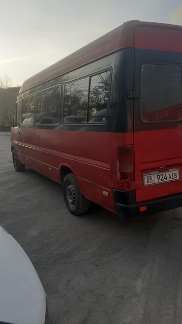 муссо джип: Volkswagen Crafter: 1997 г., 2.9 л, Механика, Дизель, Бус