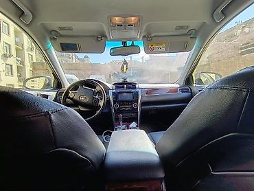 servis arabaları: Toyota Camry: 2.5 l | 2014 il Sedan — 4